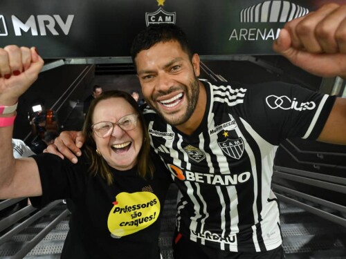 O evento foi parte da campanha “Professores, vocês são craques!”, realizada pelo Instituto iungo, Atlético e Instituto Galo, em parceria com a MRV, o Instituto MRV, a Arena MRV, a Itatiaia e a CNN Brasil