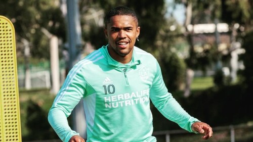Douglas Costa esteve por último no LA Galaxy, dos EUA