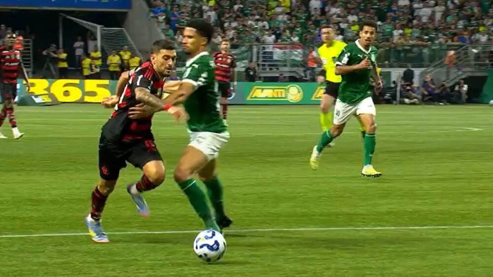 Palmeiras x Flamengo: veja diálogo do VAR sobre pênaltis polêmicos