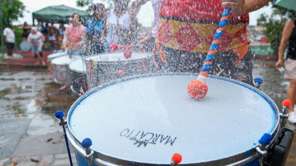 Chuva no pré-carnaval.jpg