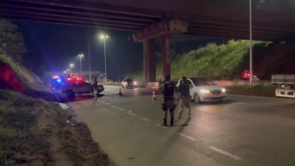 Morre PM que tentou impedir homem de pular de viaduto na Grande BH
