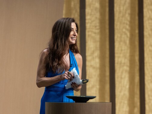 Ana Paula Padrão volta ao MasterChef após um ano