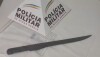 Facão usado no crime foi apreendido pela Polícia Militar.