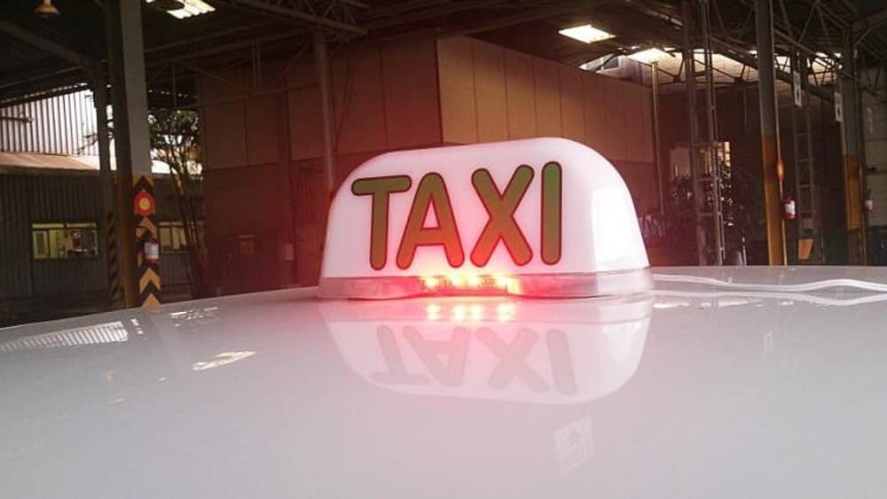 Segundo a Prefeitura de BH, a capital tem 6.016 táxis em operação