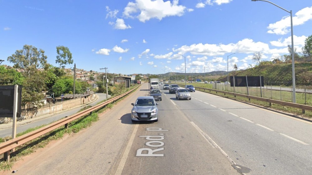 Acidente aconteceu na BR-040, na altura do km 509, no bairro Veneza, em Ribeirão das Neves