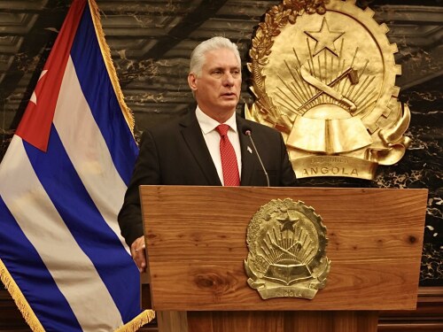 Presidente de Cuba diz que país irá defender a pátria ‘até a última gota de sangue’