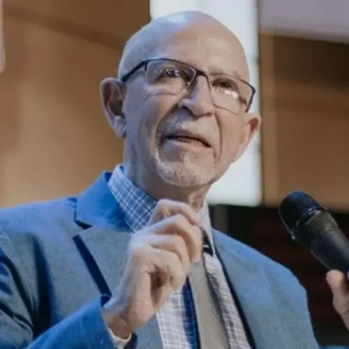 pastor-jorge-linhares.webp