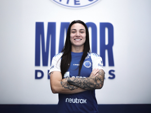 Paloma Maciel renova com o Cruzeiro