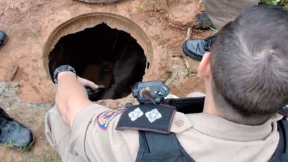 Suspeito de ser o número 1 de facção criminosa é preso dentro de bueiro em Muriaé (MG) - Rádio Itatiaia