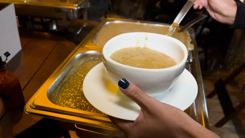 Caldo de jiló do Koqueiro’s Bar