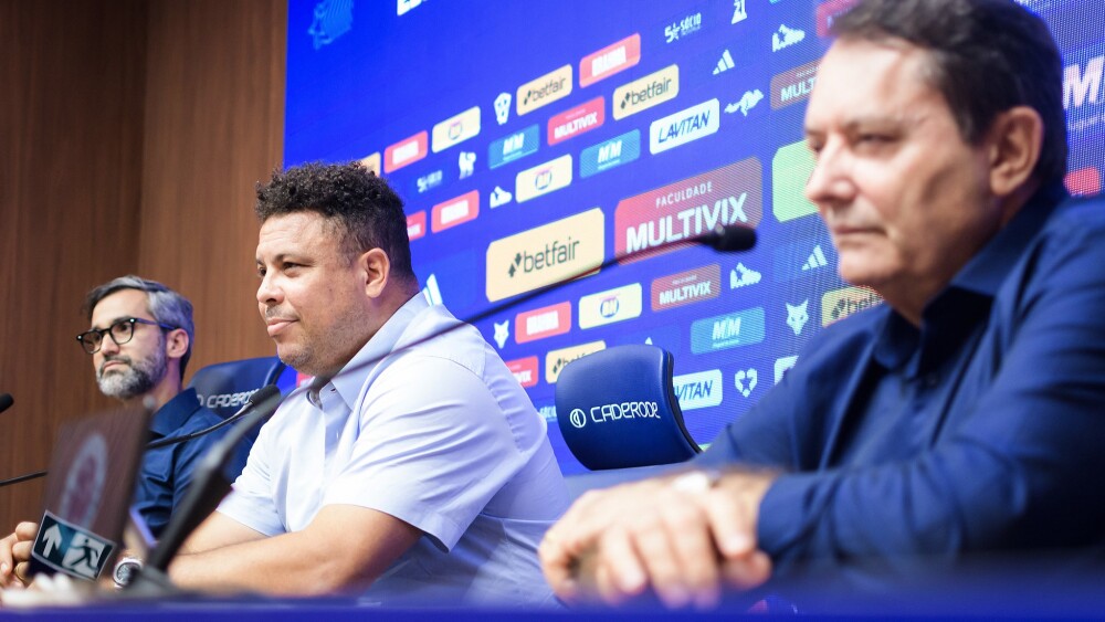 Gabriel Lima (esq), Ronaldo (centro) e Pedrinho