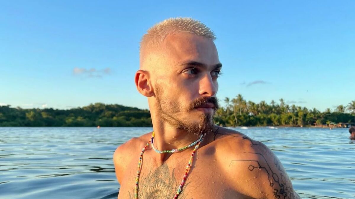 Quem foi Felipe Selau? Ator encontrado morto em apartamento atuou em novela da Globo - Rádio Itatiaia