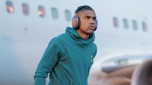 Douglas Costa entrou na mira do Cruzeiro para 2024