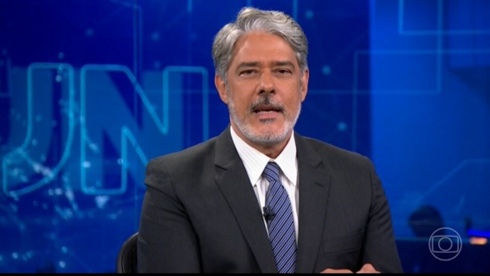 William Bonner curte férias fora do Brasil e registra momentos nas redes sociais