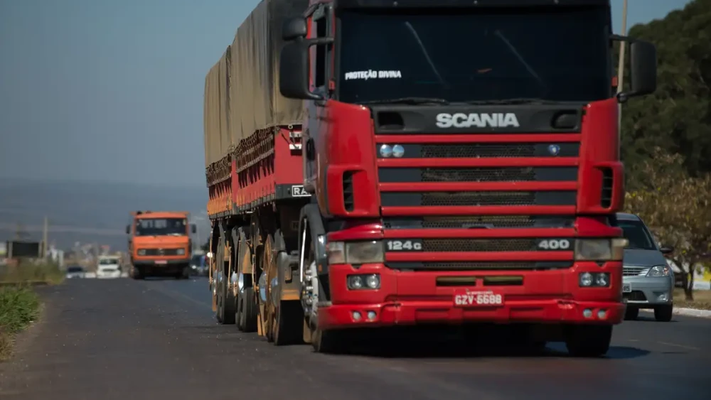 Caminhões na estrada - Marcelo Camargo Agência Brasil.webp