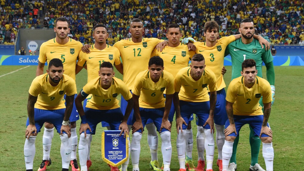 Jogadores do Brasil antes de final contra a Alemanha nos Jogos Olímpicos Rio 2016