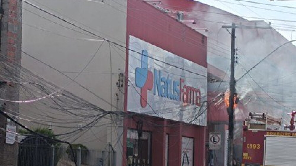 Corpo de Bombeiros socorre vítima de descarga elétrica em Passos