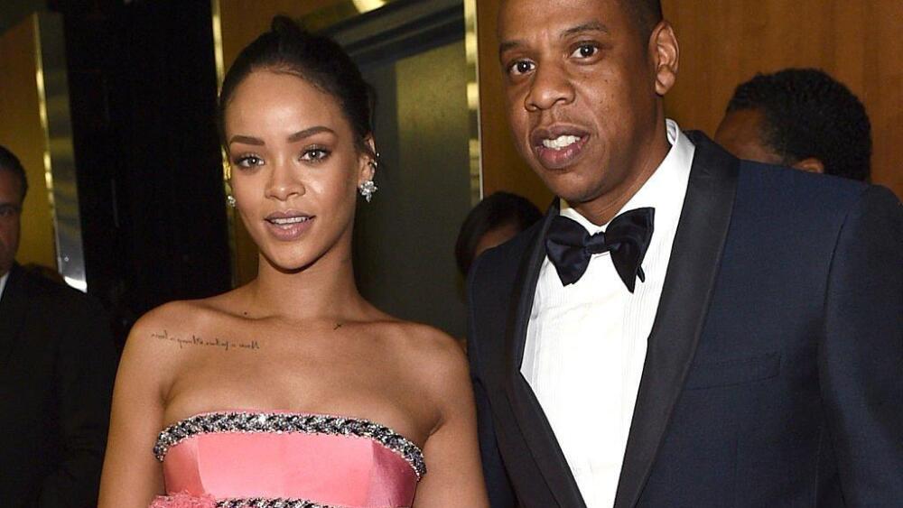 Caso Diddy: teoria conspiratória afirma que Rihanna foi traficada por Jay-Z; entenda - Rádio Itatiaia