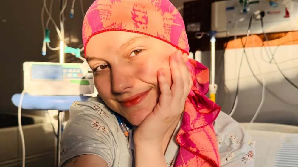 Morre Isabel Veloso, aos 19 anos, após batalha contra o câncer