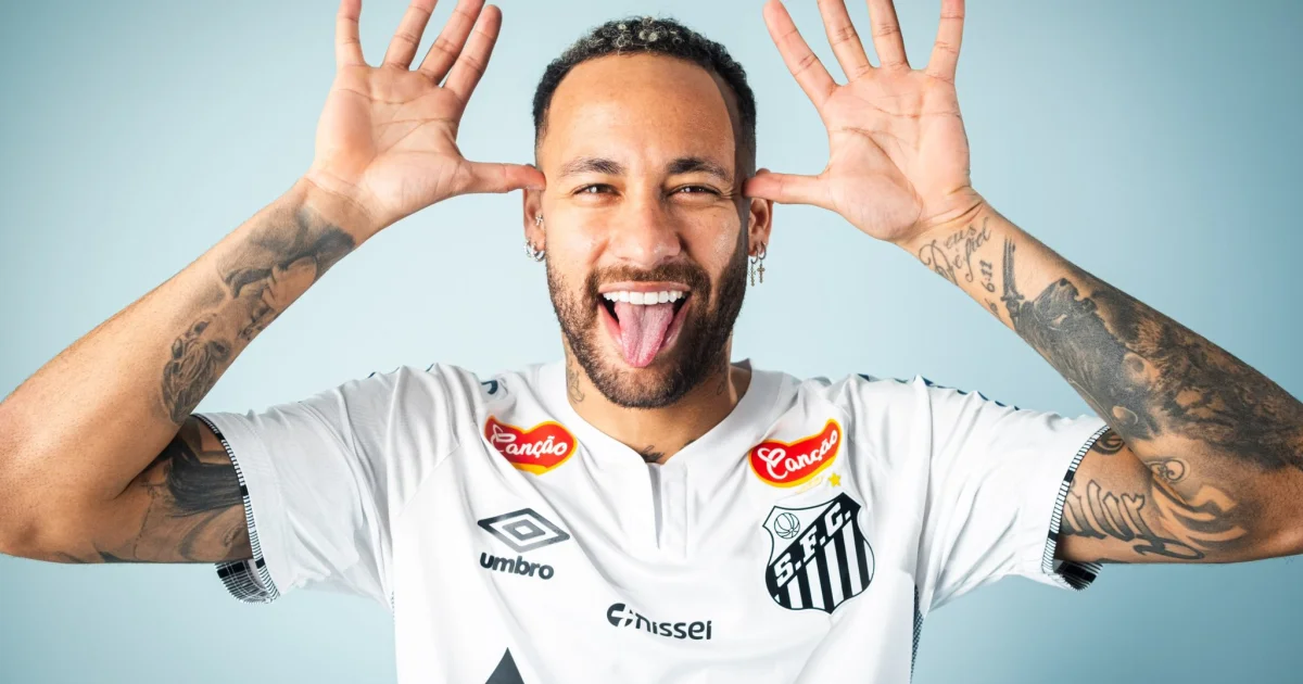 Santos anuncia novo patrocinador em dia da reestreia de Neymar