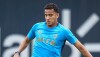 Gustavo Martins é zagueiro, mas também atua como lateral-direito no Grêmio
