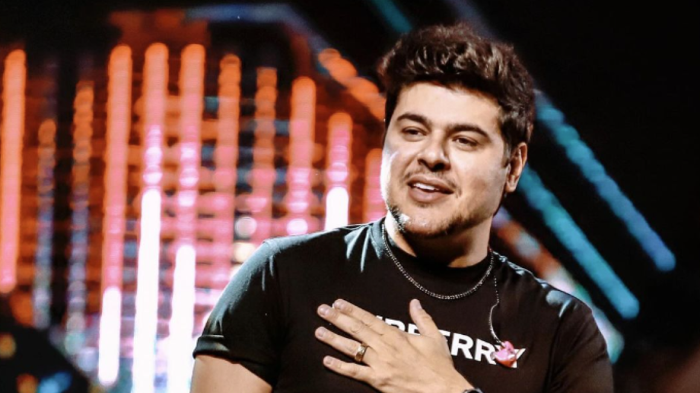 Cristiano, who doubles as Neto, undergoes emergency surgery after the show in Sao Paulo Cristiano, who doubles as Neto, undergoes emergency surgery after the show in Sao Paulo