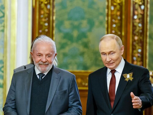 Lula discute situação na Venezuela em ligação com Putin