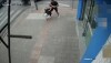 Agressões aconteceram no meio da rua e duraram 12 segundos