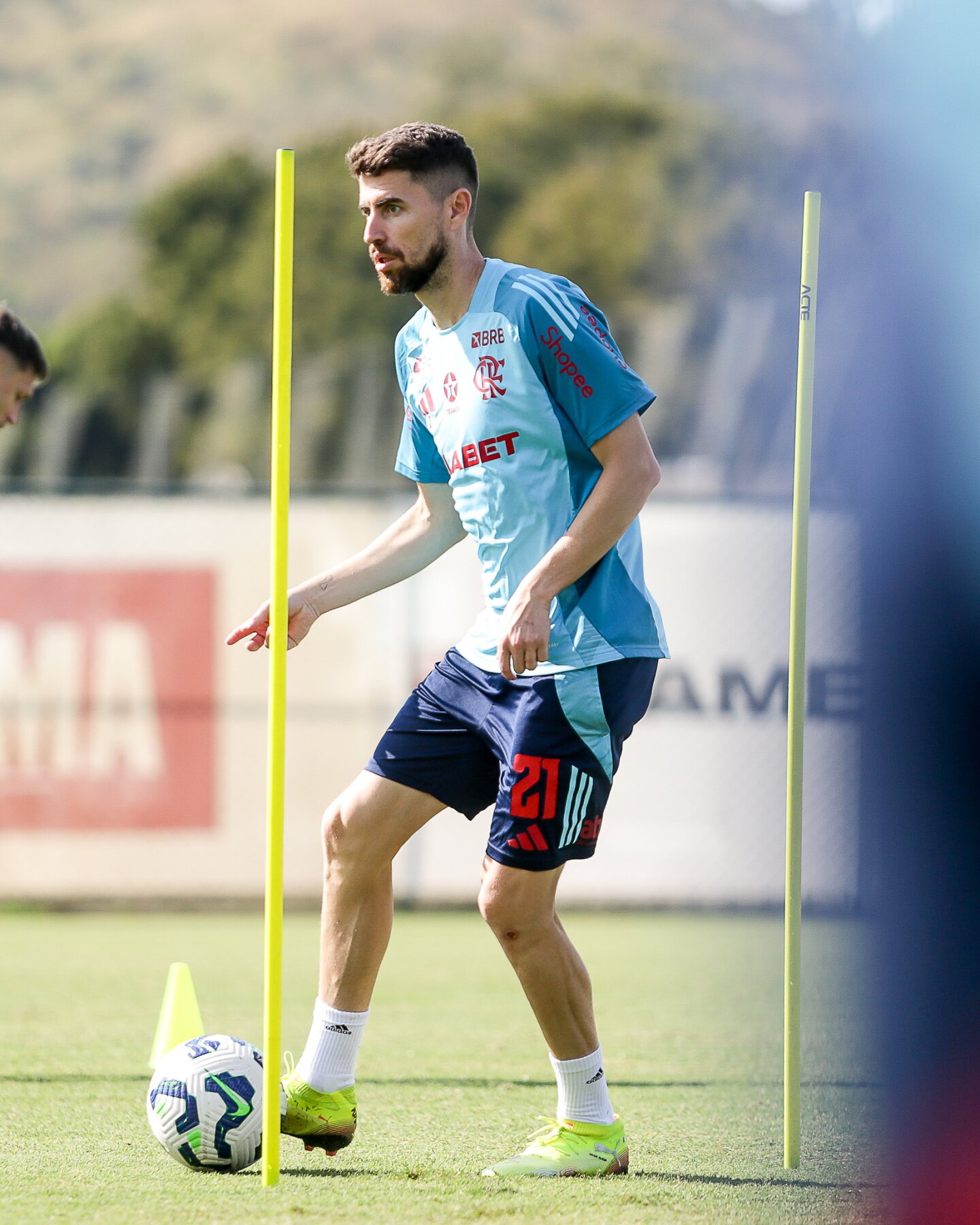 Jorginho em atividade pelo Flamengo: camisa 21 terá sequência como titular