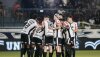 Time do Athletic durante duelo com Remo