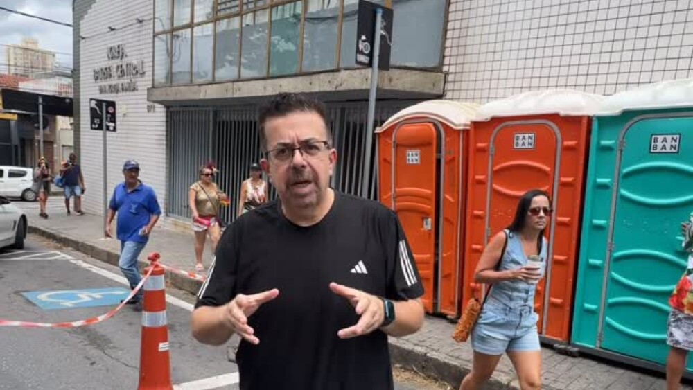 'Resolvido com o diálogo', diz pastor após bloco sair na porta de igreja em BH