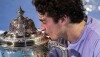 João Fonseca celebra com o título do ATP 500 da Basileia