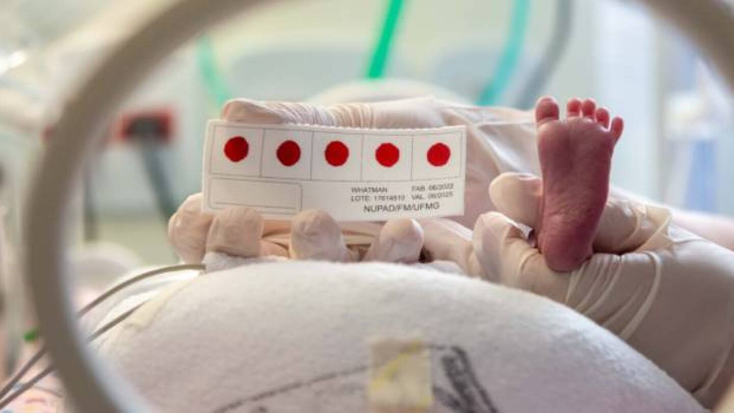 Teste do pezinho em Minas detecta 15 doenças, incluindo a Atrofia Muscular Espinhal - Rádio Itatiaia