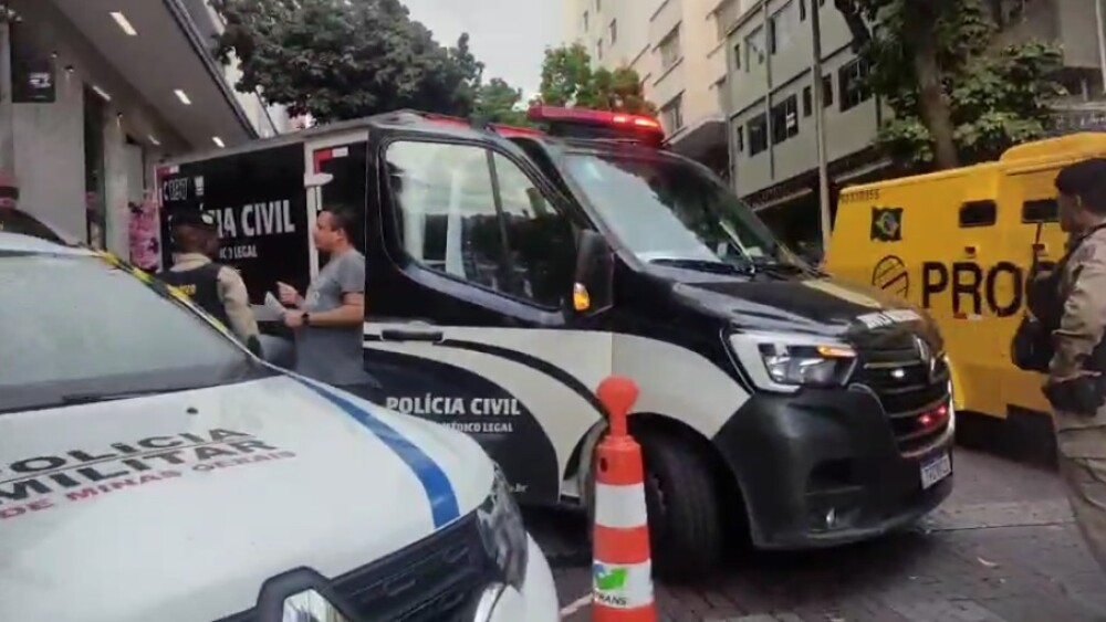 Imagem inserida automaticamente