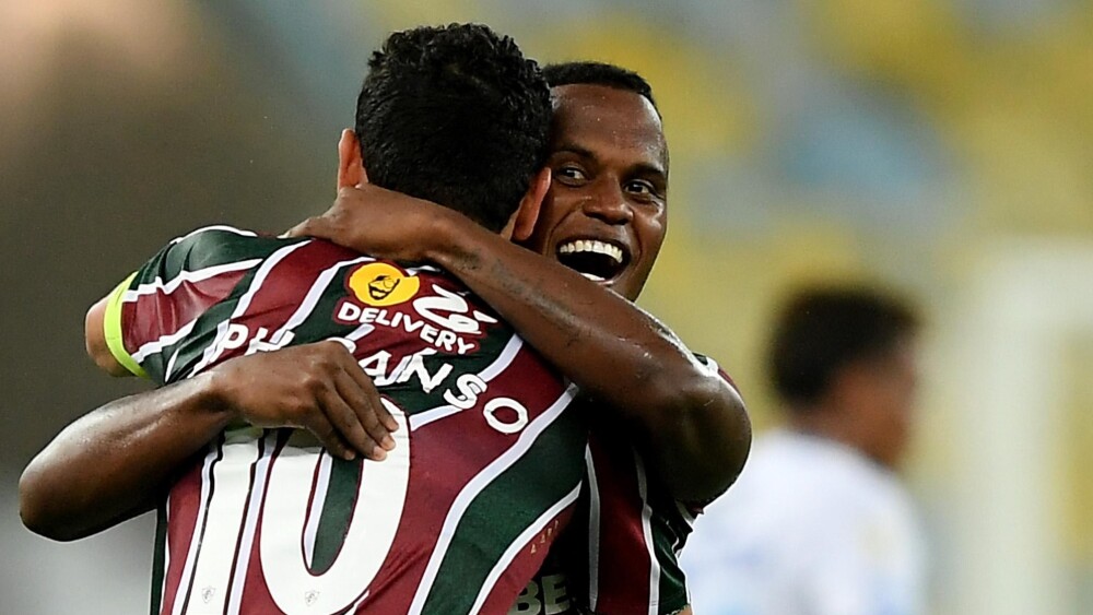 Arias celebra gol marcado em jogo contra o Cruzeiro, no Maracanã