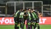 Jogadores do América antes da partida com o CRB, pela Série B do Brasileiro