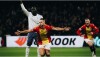 Jogadores do Go Ahead Eagles comemoram gol diante do Aston Villa