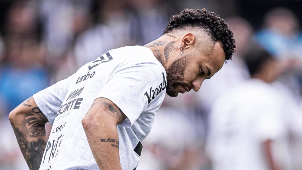 Vojvoda elogia volta de Neymar, mas não o garante contra Palmeiras no Allianz