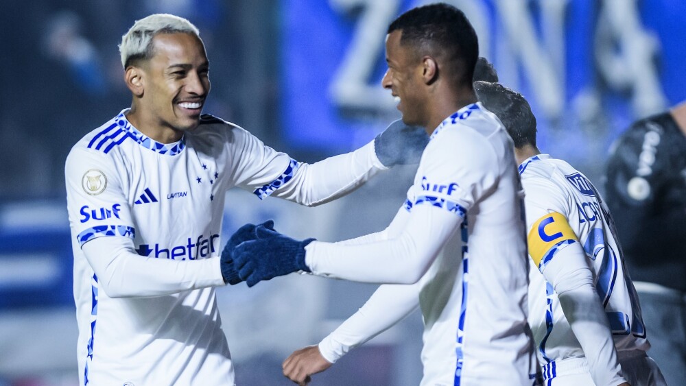 Cruzeiro venceu Grêmio por 2 a 0 em Caxias do Sul