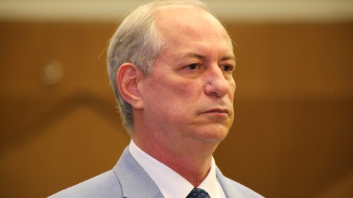 Ciro Gomes já foi prefeito de Fortaleza, governador do Ceará e também atuou como ministro no primeiro mandato do presidente Lula.