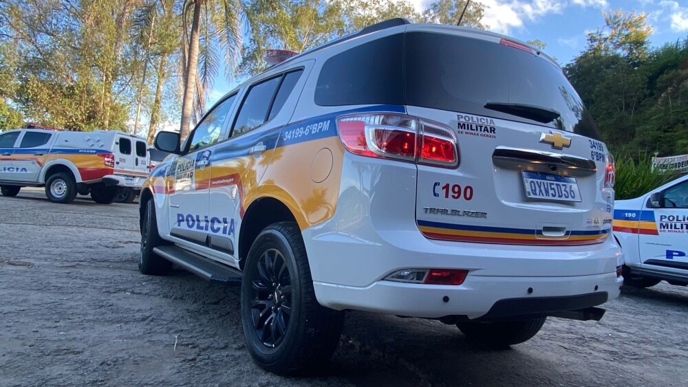 Foto mostra viatura da Polícia Militar