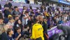 Hulk atende torcedores mirins no Inter&Co Stadium