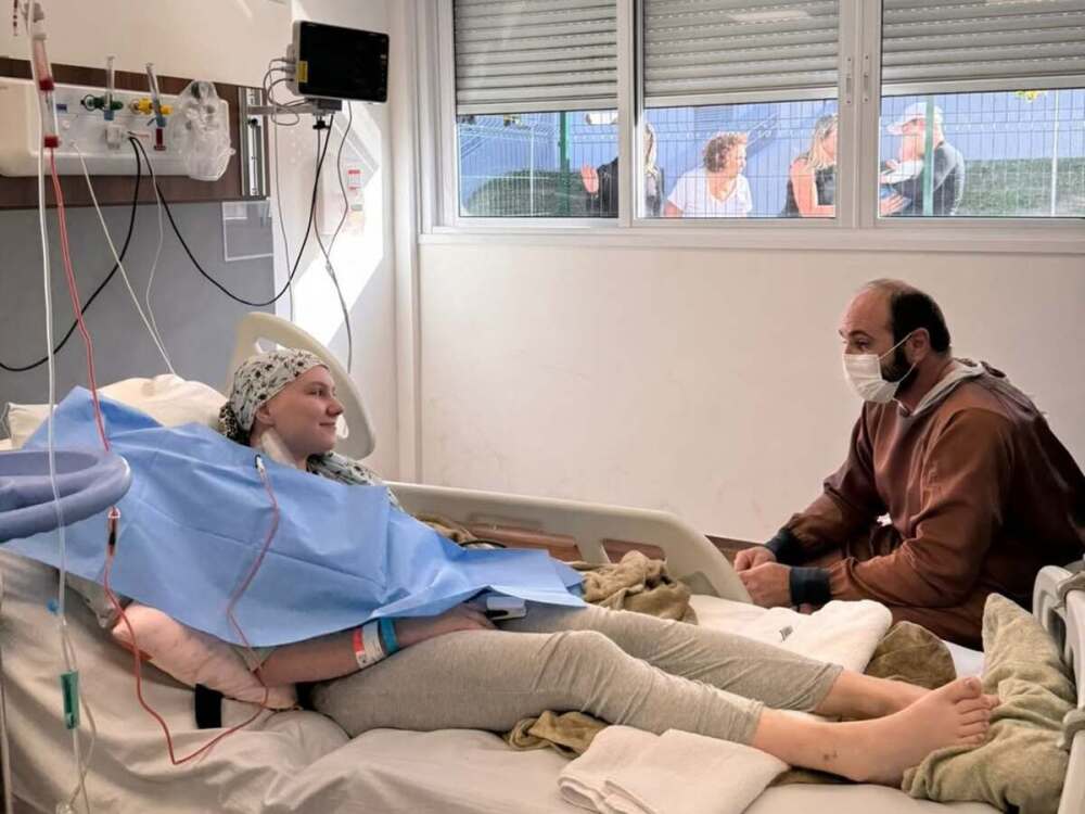 Irmã toma medida após vazarem fotos de Isabel Veloso na UTI: 'Invasão dolorosa'