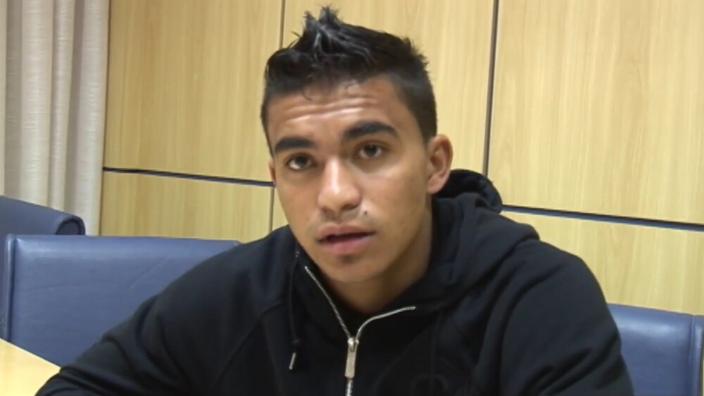 Dudu, atacante do Cruzeiro, cumpre promessa feita há 13 anos.jpg