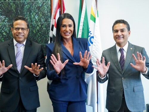 Gracyanne Barbosa se filia ao Republicanos de Tarcísio mirando vaga na Câmara