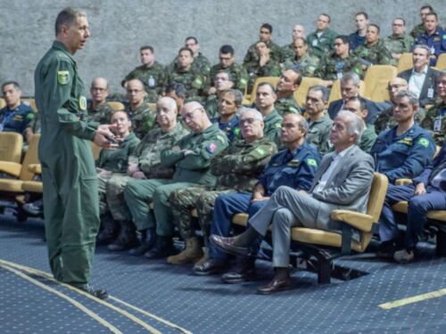 Em meio a tensão na Venezuela, Brasil realiza maior exercício militar conjunto do ano