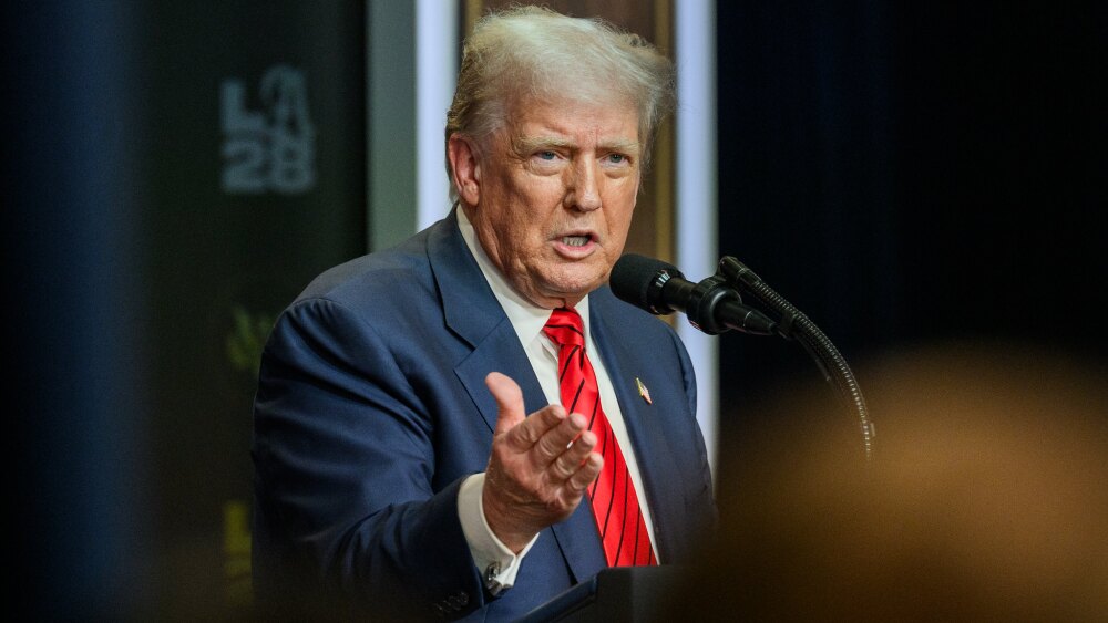 Aprovação de Trump cai para 38%, a mais baixa do 2º mandato, segundo pesquisa