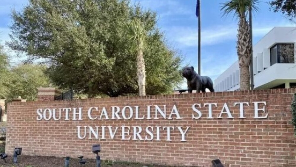 Ataque a tiros em campus universitário dos EUA mata duas pessoas