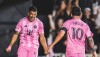 Suárez e Messi comemoram gol do Inter Miami em jogo contra o Nashville, nesta sexta-feira (24)