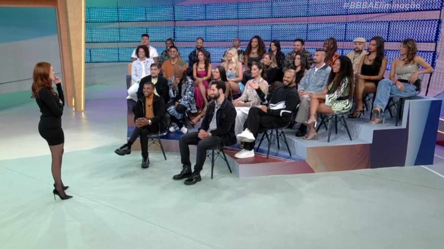 Anna Clara svela il “segreto” della produzione di BBB 24 e sorprende i fratelli;  Aspetto Anna Clara svela il “segreto” della produzione di BBB 24 e sorprende i fratelli;  Aspetto